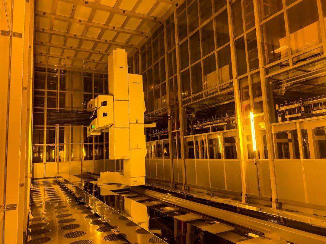 半導體無塵車間裝修的圖片